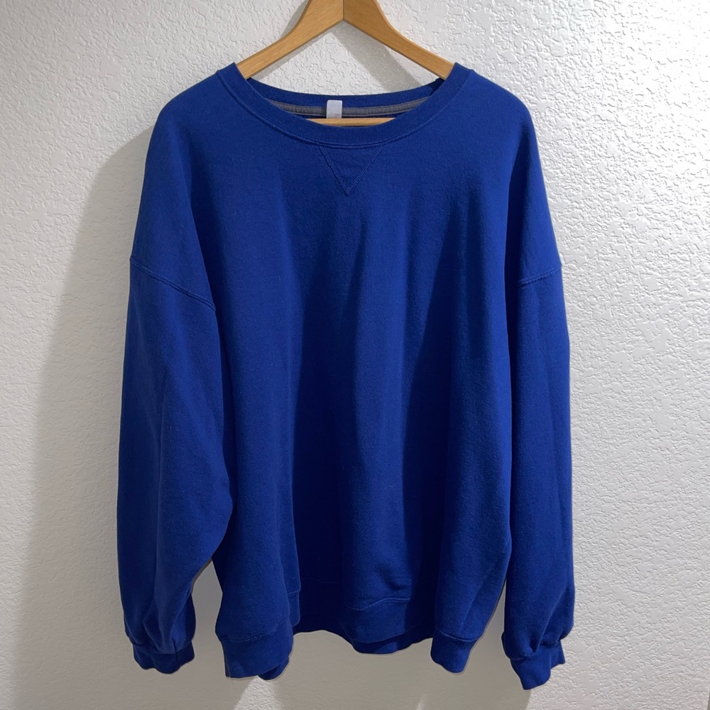 Fruit of the loom over sized sweatshirt size 3x. Like new